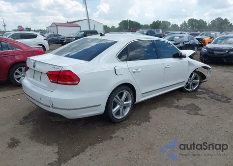 2014 Volkswagen Passat 2.0L Tdi Sel Premium z USA, uszkodzony, nr VIN 1VWCN7A3XEC041349